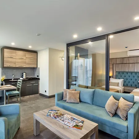 Rodinn Park מלון 2*