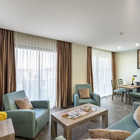 Rodinn Park מלון