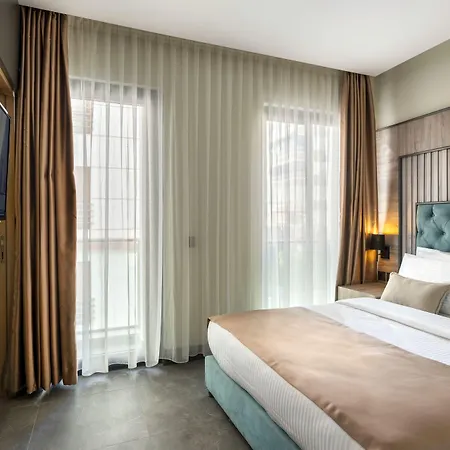 Ξενοδοχείο Rodinn Park 2*