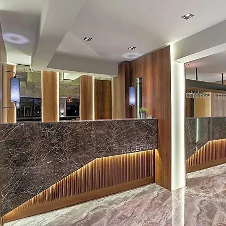 Szálloda Rodinn Park 3*