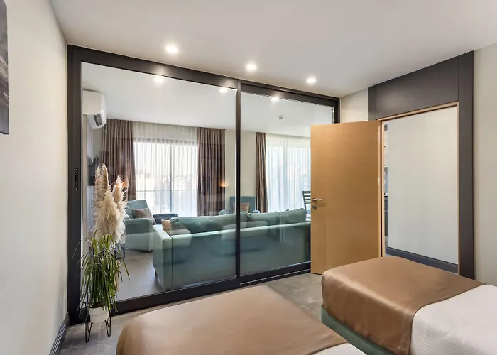Hotel Rodinn Park 3*