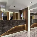 Rodinn Park Hotel