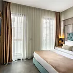 Hotel Rodinn Park 3*